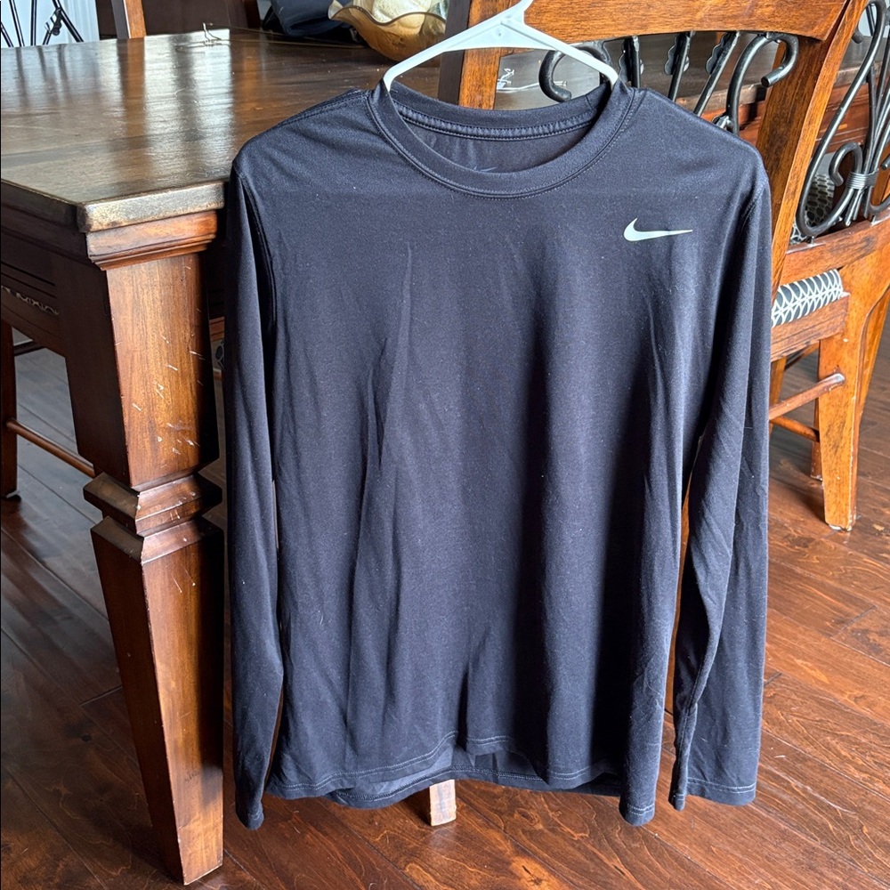 Nike Black Long Sleeve Tee